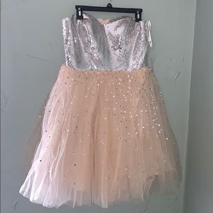 Wedding/prom dress!